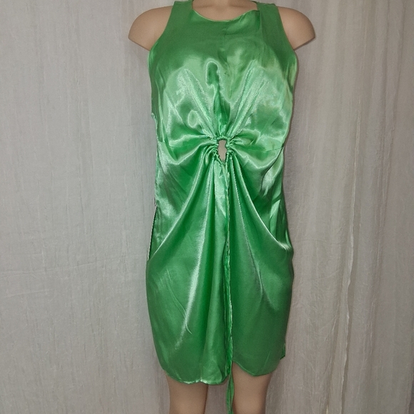 Topshop New  Asymmetrical  Green Dress Women Size US.10 - Picture 5 of 15